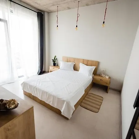 Alex Mnl Lux Play 10 شقة *