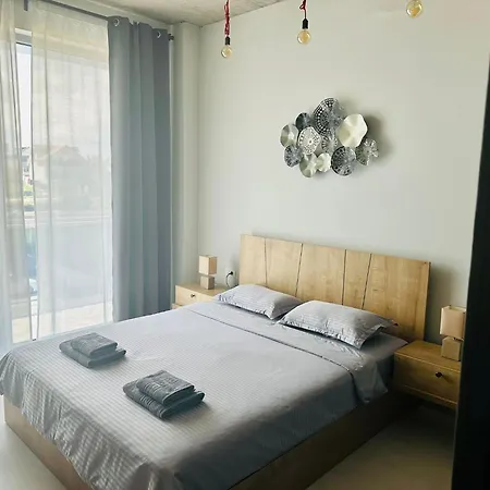 Alex Mnl Lux Play 10 * Năvodari